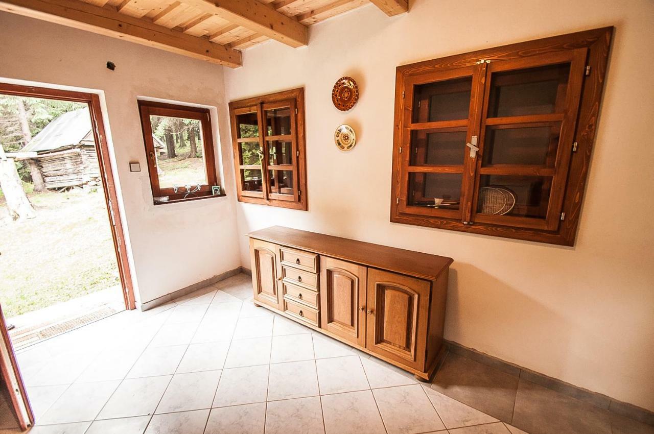 Ujastraba Villa Виходна Екстериор снимка